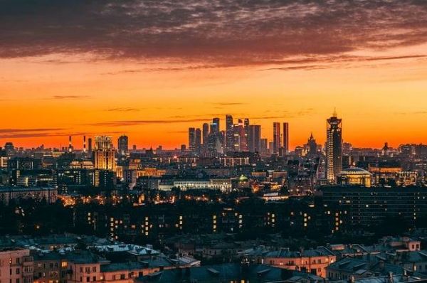 樓宇自控系統，傳統電梯，綠色出行，低碳環保，節能降耗