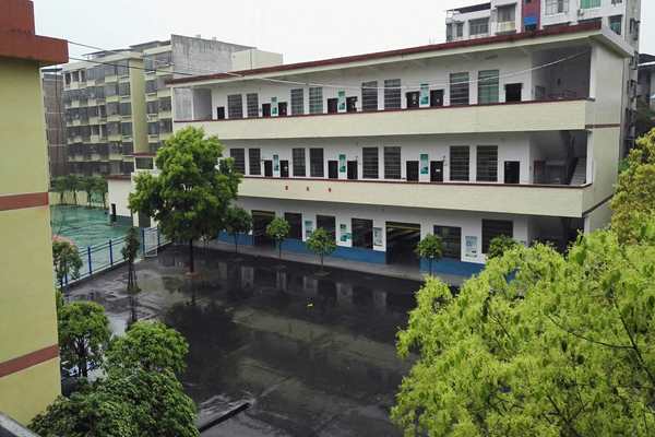 永州市祁陽縣職業(yè)中專學校樓宇自動化項目(圖1)